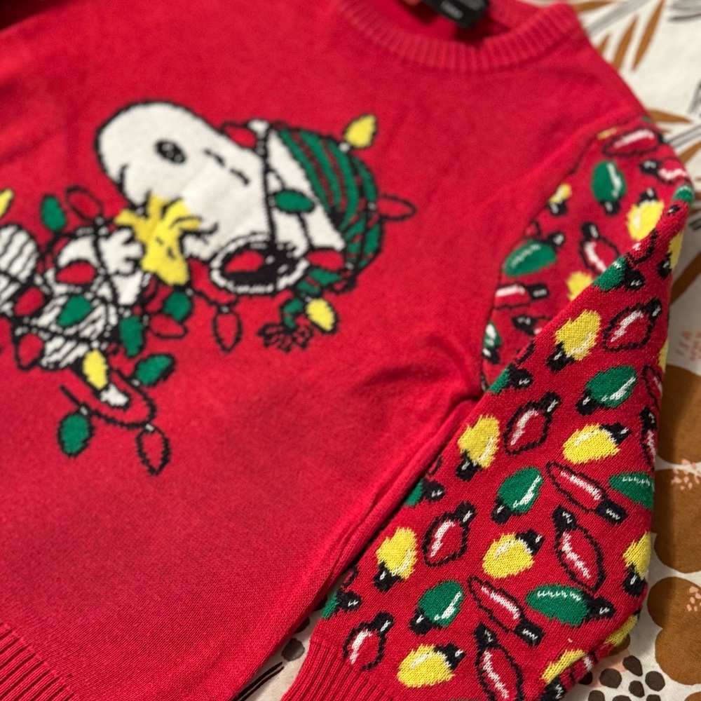 Peanuts Christmas Sweater ( original) 18m - Picture 4 of 11
